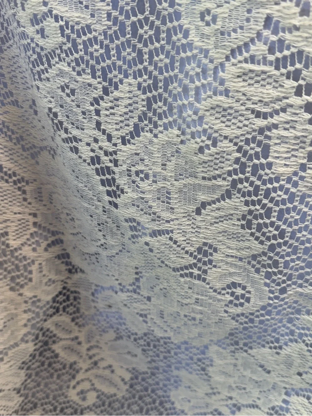 Vintage Quaker Lace Camelia Table Topper, 42x42, machine made, floral, 1950s